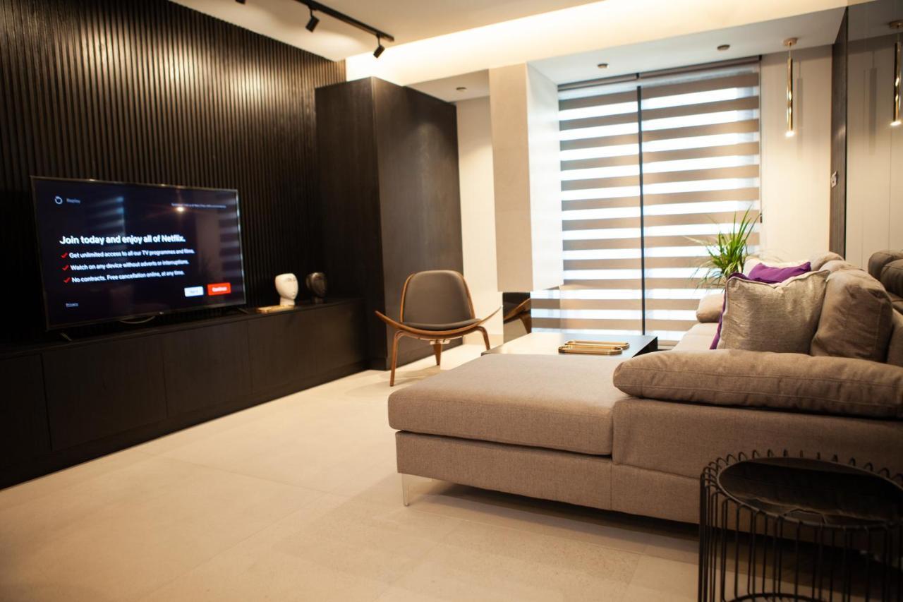 Raam Luxury Suites Ларнака Екстериор снимка