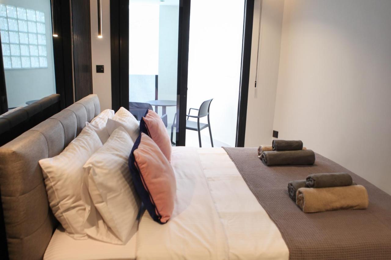 Raam Luxury Suites Ларнака Екстериор снимка