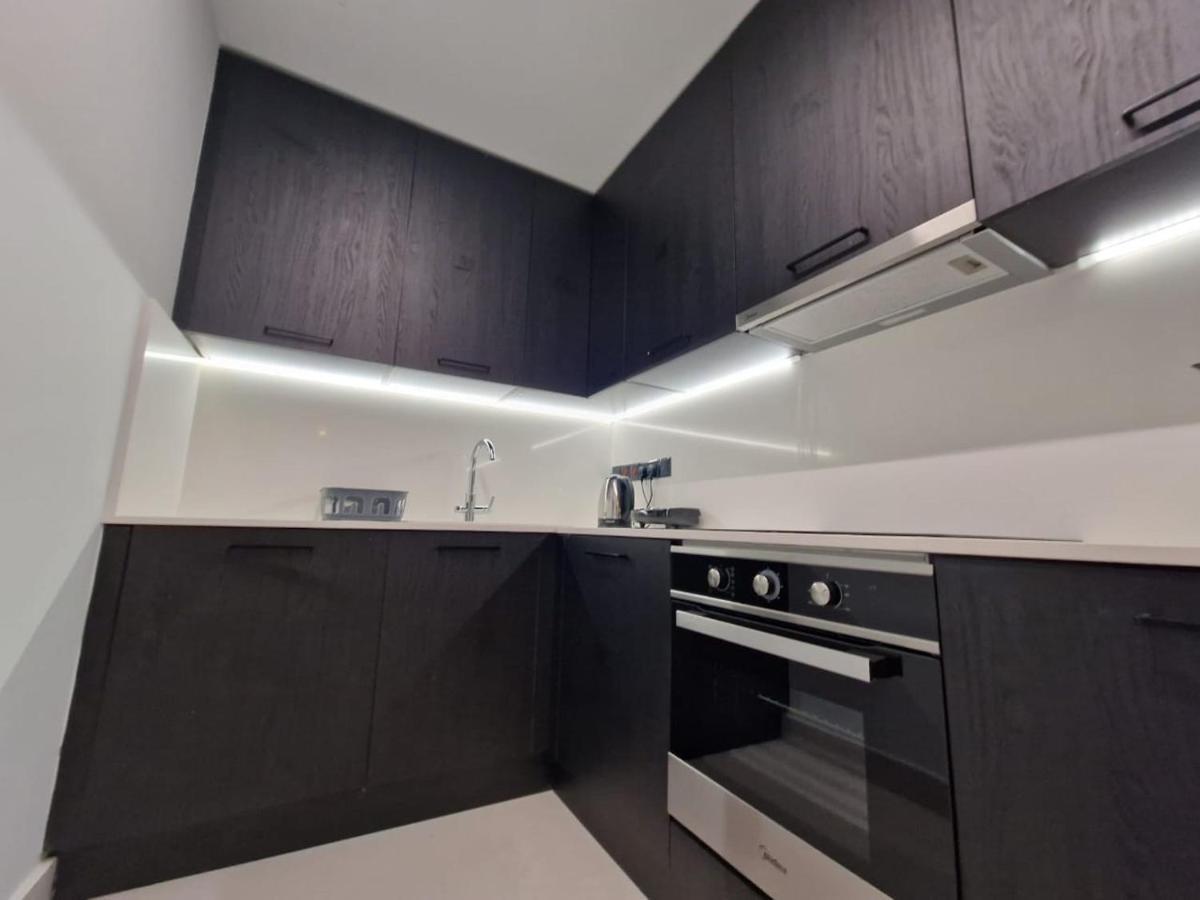 Raam Luxury Suites Ларнака Екстериор снимка
