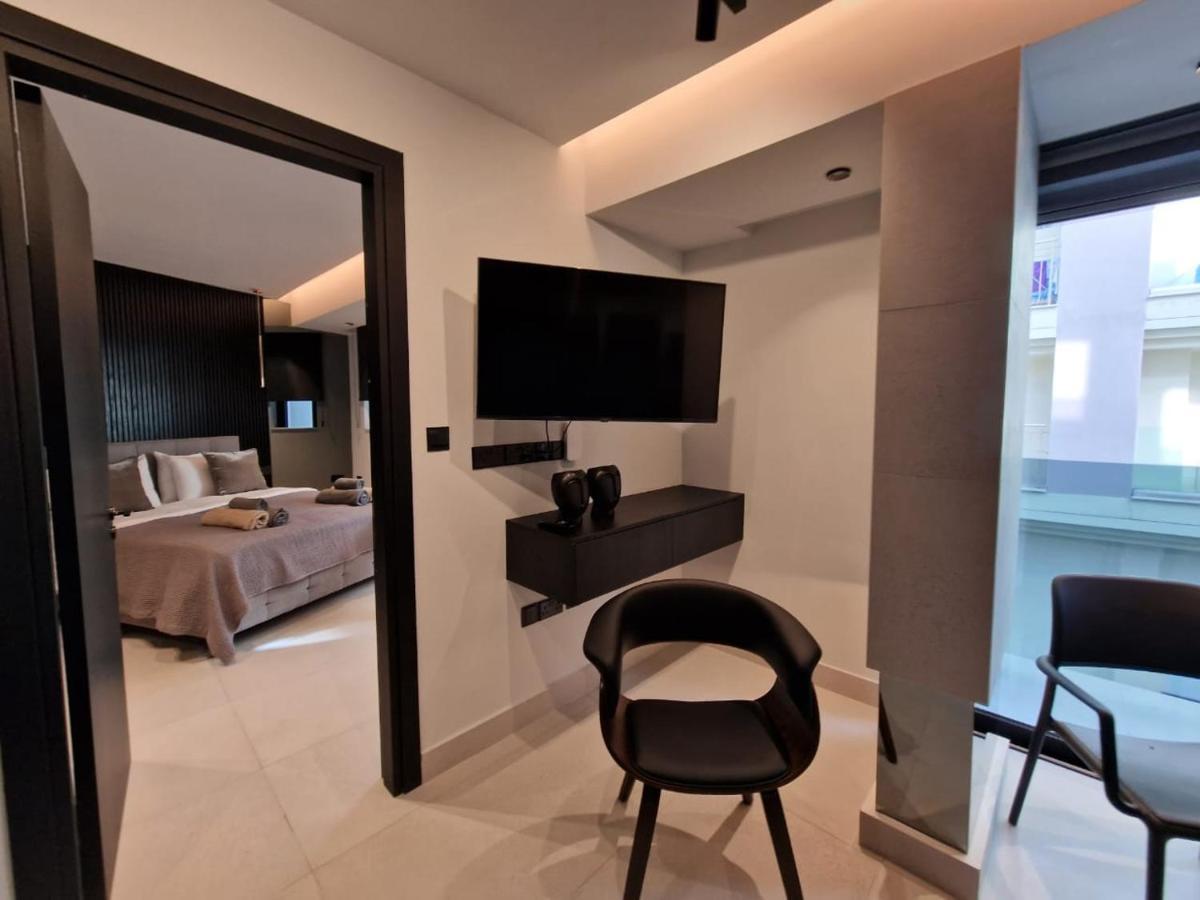 Raam Luxury Suites Ларнака Екстериор снимка