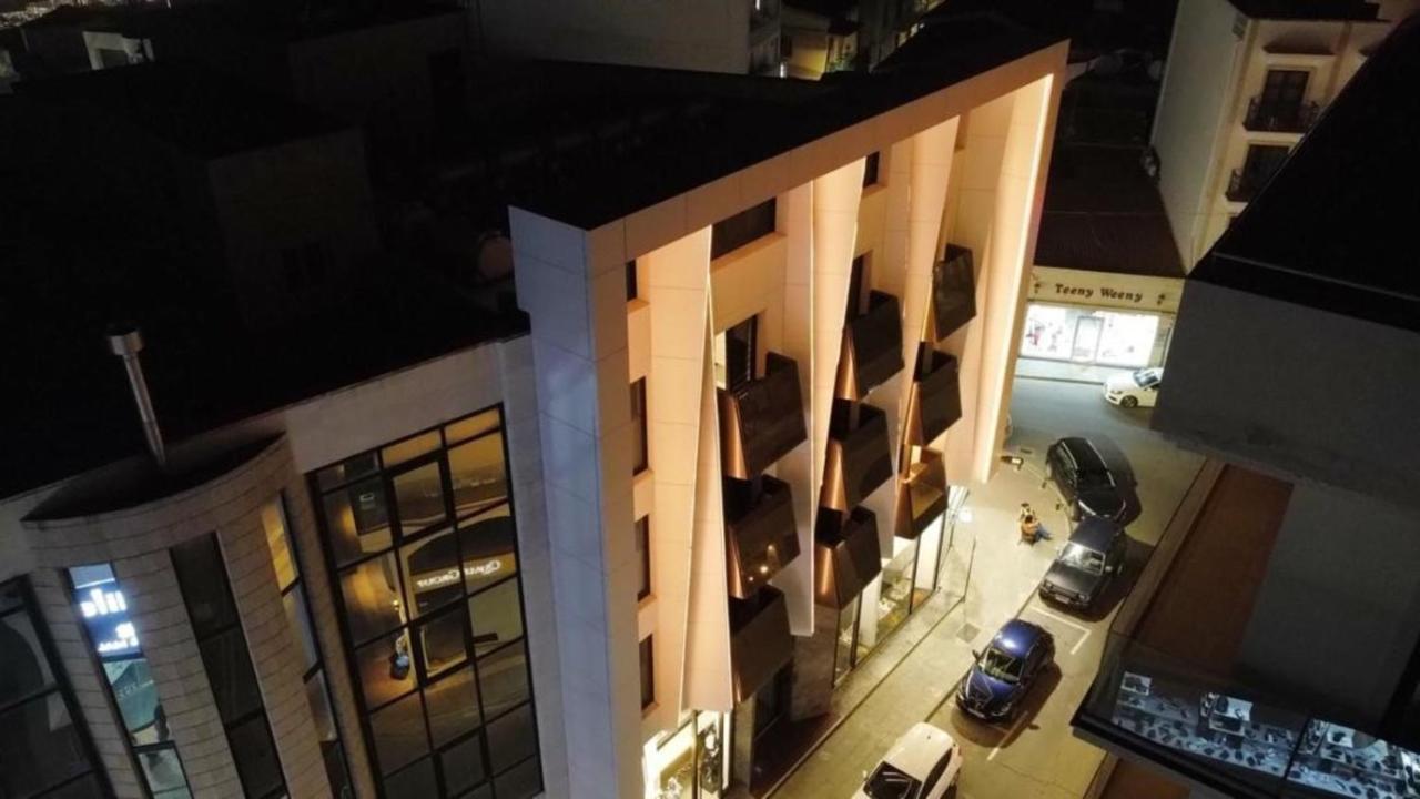 Raam Luxury Suites Ларнака Екстериор снимка