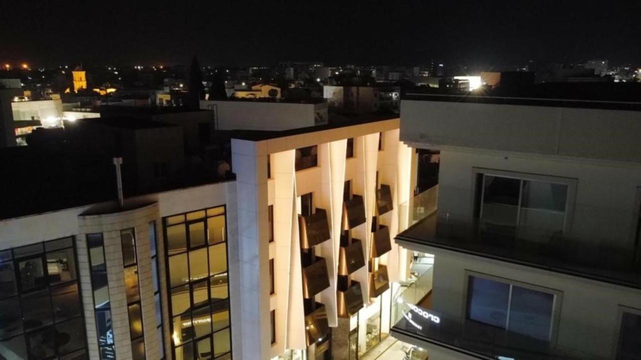 Raam Luxury Suites Ларнака Екстериор снимка