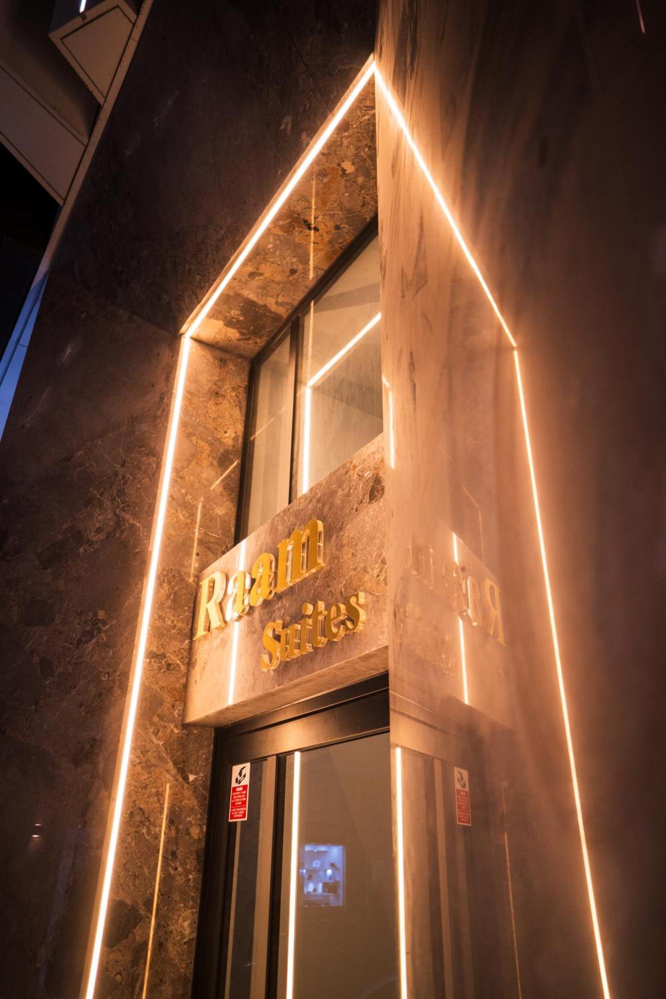 Raam Luxury Suites Ларнака Екстериор снимка