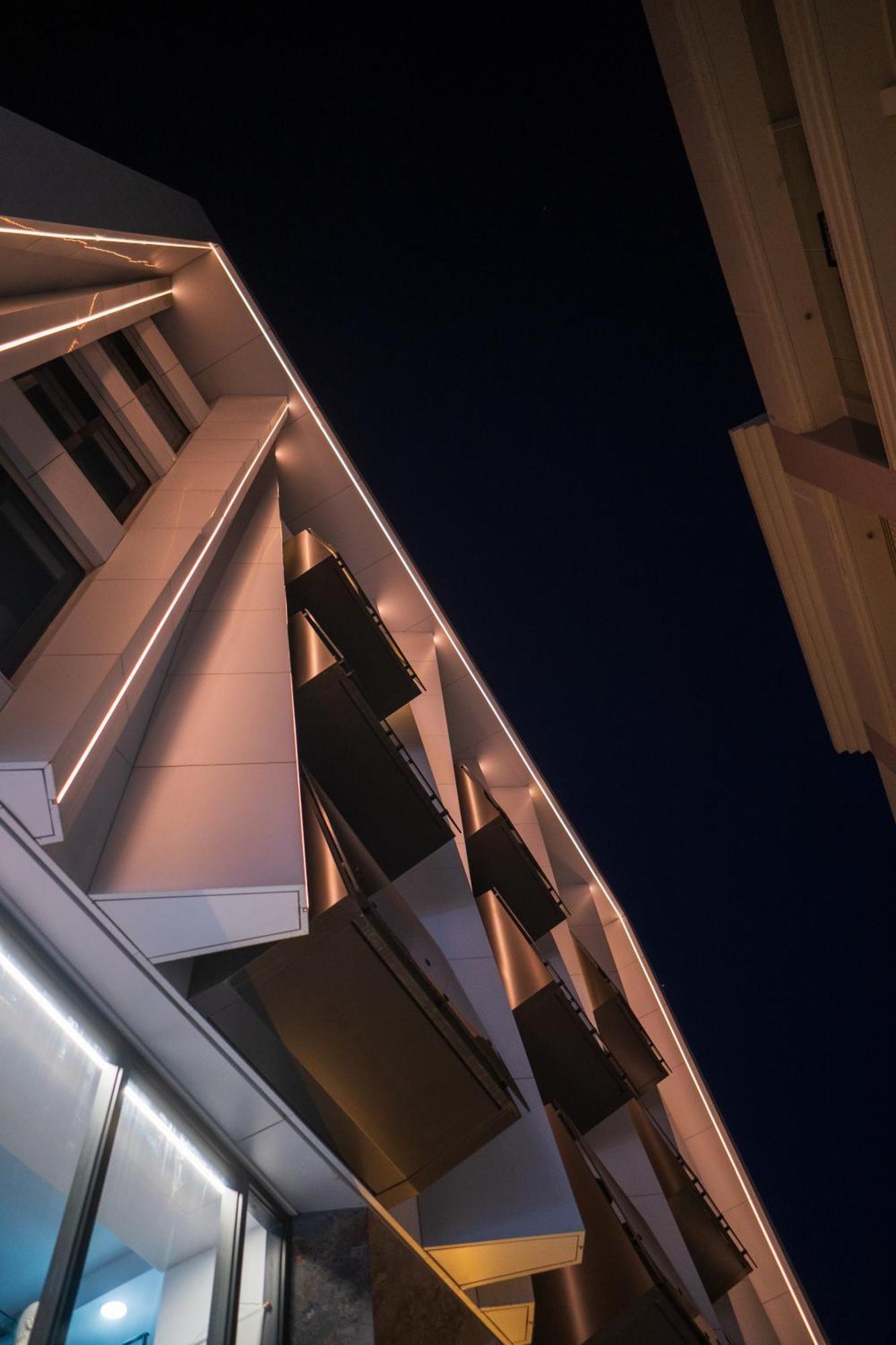 Raam Luxury Suites Ларнака Екстериор снимка