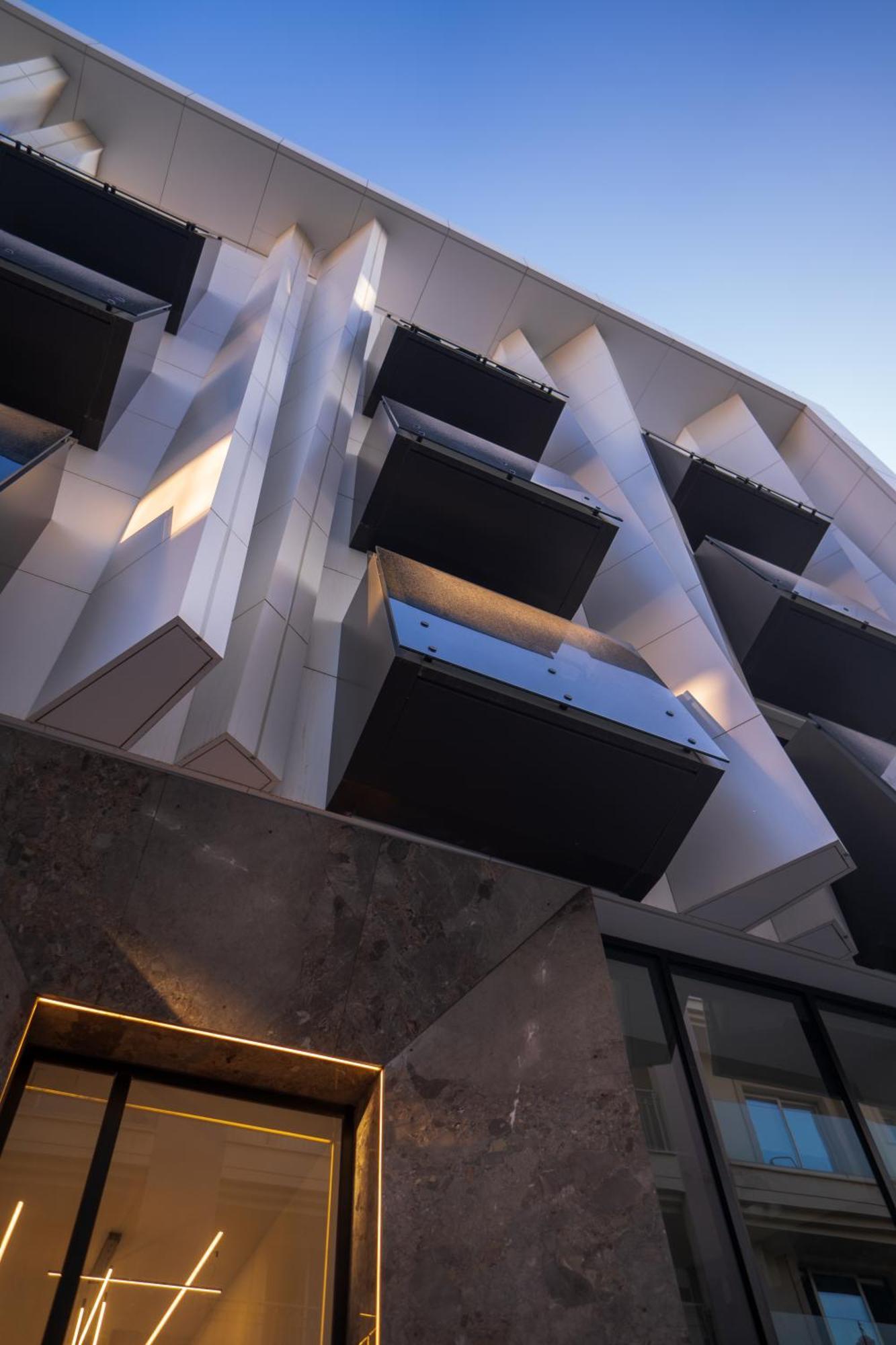 Raam Luxury Suites Ларнака Екстериор снимка
