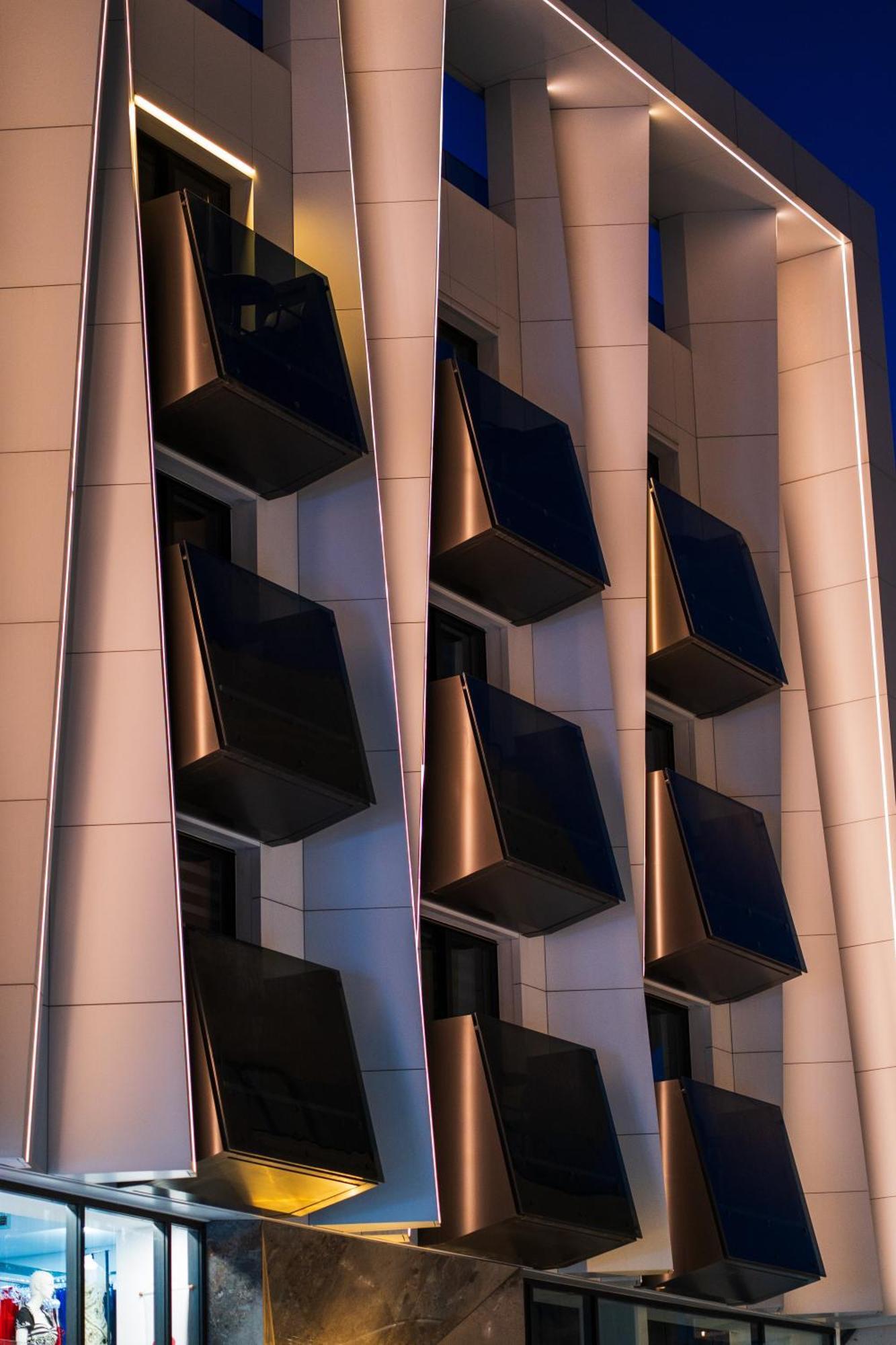 Raam Luxury Suites Ларнака Екстериор снимка